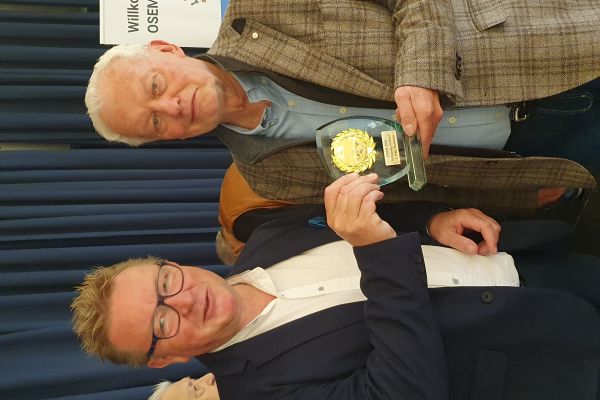 osem-sh-2023-siegerehrung-bild-08FE01E78E-00F0-90F3-F734-A8A802CF251E.jpg